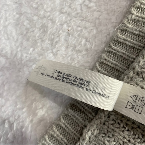 Aeropostale Knit Light Gray Long sleeves Women's Sweater - Size XS - Picture 8 of 12